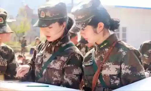 武警文工团阵容(部队文工团怎么进)插图1