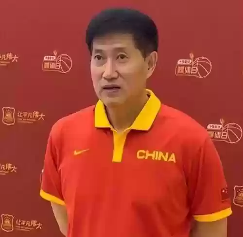 首发阵容与临场阵容对比(足球首发阵容哪里可以查到)插图1