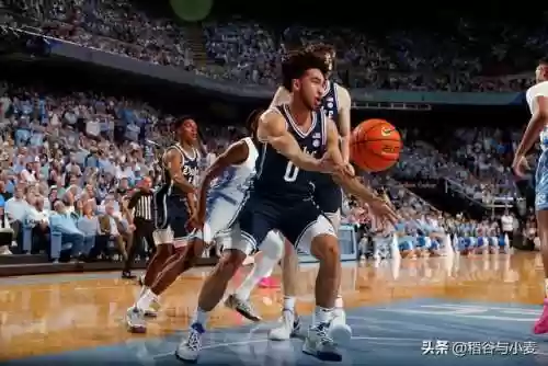 最佳阵容红人后卫(历史最佳中后卫组合)插图4