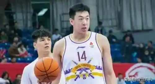 广东队最佳组合阵容(广东男篮阵容名单)插图2