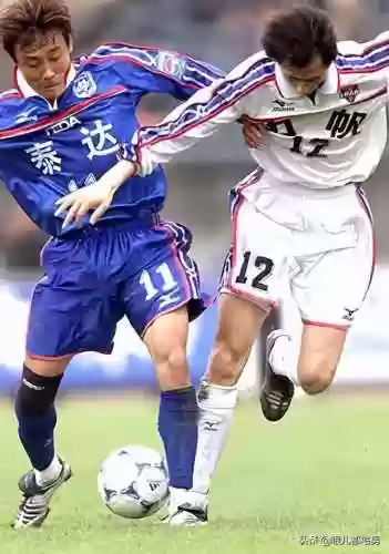 天津泰达2001阵容名字(2001年湖人队阵容)插图1