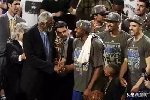 15年库里总决赛防守阵容(nba2016年最佳防守阵容)