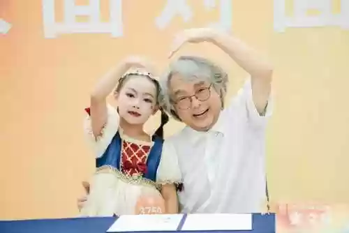 强大评委阵容(华丽大赛强壮组配招)插图2
