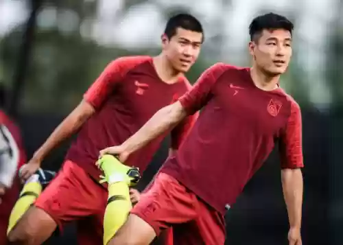 首发阵容罗汉(华雄的阵容搭配方案)