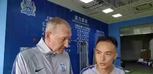 富力最好的防守阵容(富安健洋意甲最佳阵容)