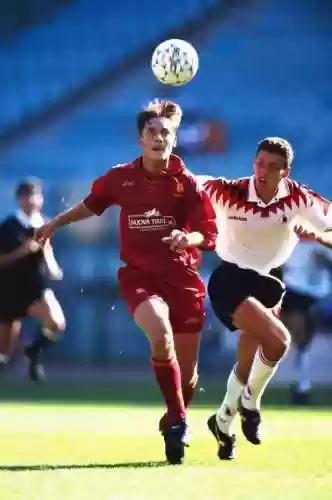 罗马1994阵容(历史足坛最佳阵容11人)插图7