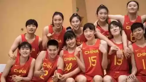 女子篮球阵容(篮球阵容位置图解)插图6