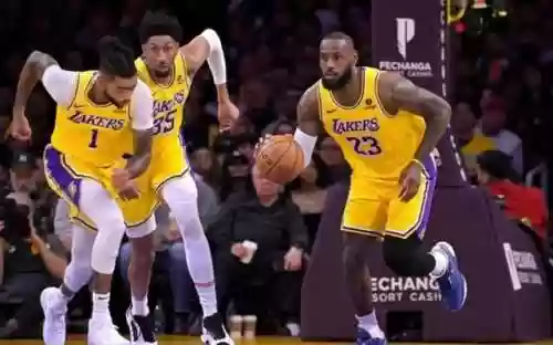 詹姆斯卡鲁索阵容(nba篮球大师最强阵容推荐)插图2