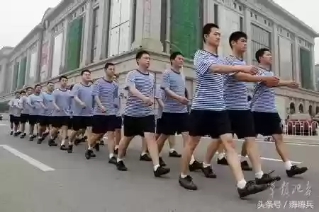 海军节明星阵容图片卡通(现在海军服装图片大全)插图8