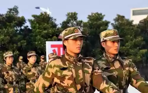 武警文工团阵容(部队文工团怎么进)插图6