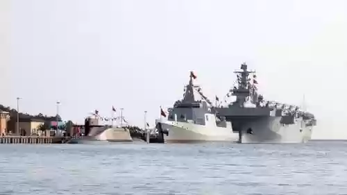 水面舰艇全部阵容图片(海战舰队阵型图解)插图5