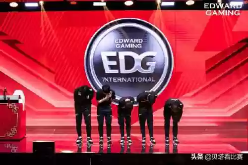韩媒评选年度最佳阵容是(韩国足球历史最佳阵容)插图7