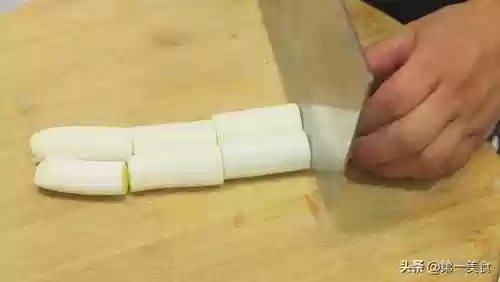 食物语葱烧海参阵容有哪些(食物语厨艺大赛最强阵容)插图1