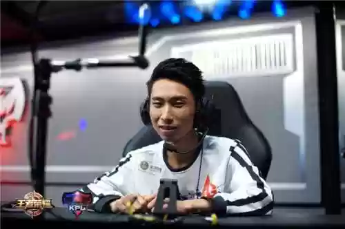 王者荣耀梦泪(梦泪现在还打王者吗)插图3