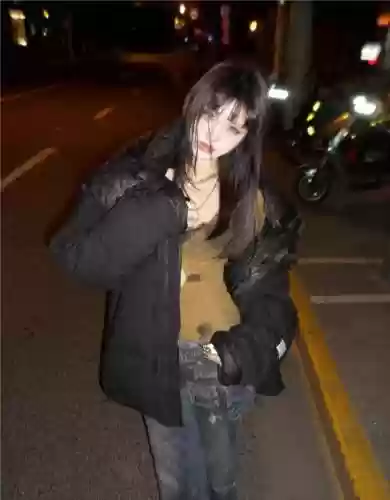 韩国刚满十八岁女生穿衣搭配(少女韩国免费观看高清电视剧韩剧)插图5