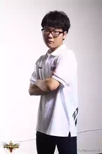 皇族早期阵容(皇族s3阵容有韩国人吗)插图10