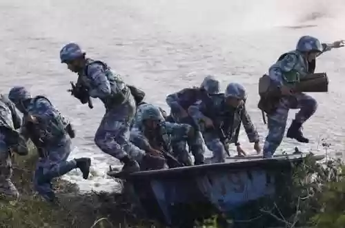 老版本陆战队阵容(海岛奇兵阵容搭配)
