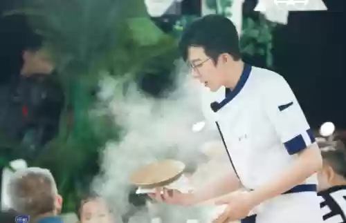 大明星系统(主角带系统有很多女明星)插图23