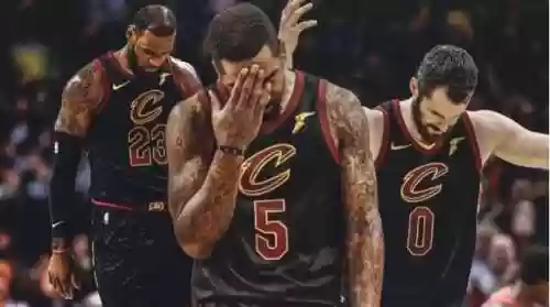 詹姆斯2007阵容(2017nba最佳阵容一二三阵)插图2