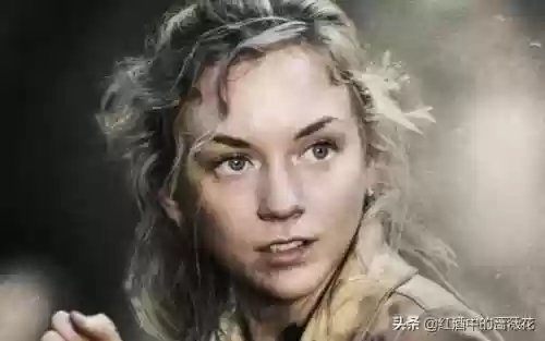行尸走肉最漂亮的妹子(行尸走肉之最强首领)插图3