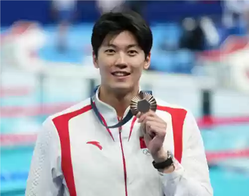 男子200米最强阵容是谁(奥运会男子200米预赛热)