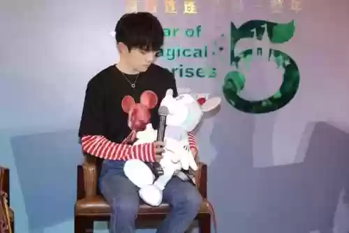 迪士尼玲娜贝儿(一只正版玲娜贝儿多少钱)插图4