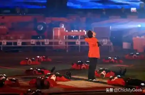 超级碗中场秀阵容公布(第50届超级碗中场秀)插图2