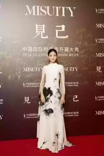 中国时装周明星阵容(中国的时装周有哪些)插图16