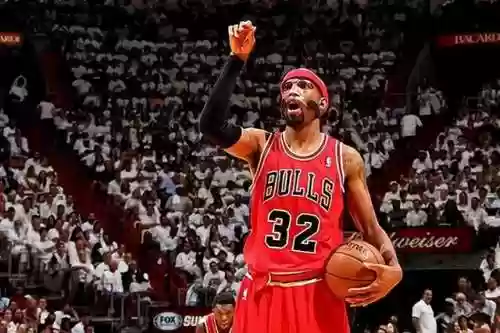 芝加哥现役阵容(nba各个队最新阵容)插图4 芝加哥现役阵容(nba各个队最新阵容)插图4