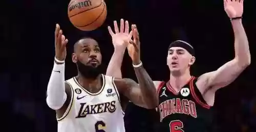 詹姆斯卡鲁索阵容(nba篮球大师最强阵容推荐)插图1