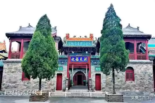 神灵庙阵容(魔灵召唤卡勒赞遗迹5层什么阵容)