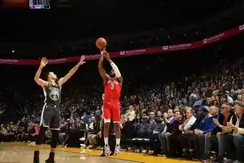 篮球大师勇士阵容被哪个阵容克制(nba篮球大师勇士套厉害吗)插图1