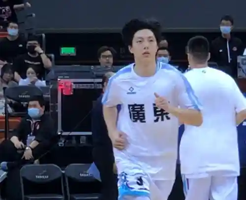 扣篮比赛广东队阵容(广东男篮阵容名单)插图2