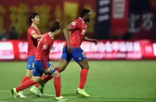 2013亚泰阵容(0910赛季皇马阵容)插图2