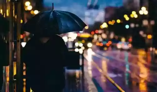 自己的嘴怎么碰到自己的小弟(男朋友听到我哼哼唧唧的笑我干嘛)