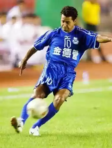 凯泽斯劳滕2013年阵容(凯泽斯劳滕在哪个城市)插图2