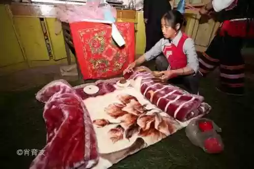云南农村婚礼阵容介绍(云南农村酒席10个菜)插图11