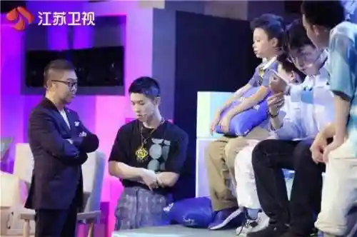 超脑无限未来阵容推荐(超能世界后期最强阵容)插图11