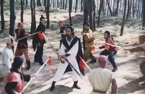 老版武侠小说大全(80年代武侠小说)插图9 老版武侠小说大全(80年代武侠小说)插图9