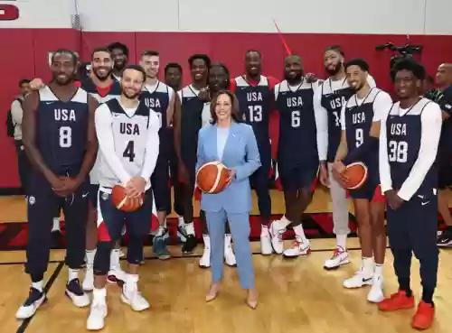 詹姆斯改打控卫阵容(最强nba詹姆斯属性点分配)插图4