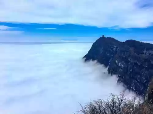 蜀山在哪里(蜀山在哪四川什么地方)