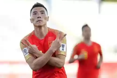 名城体育阵容(全明星足球最强阵容搭配)插图18