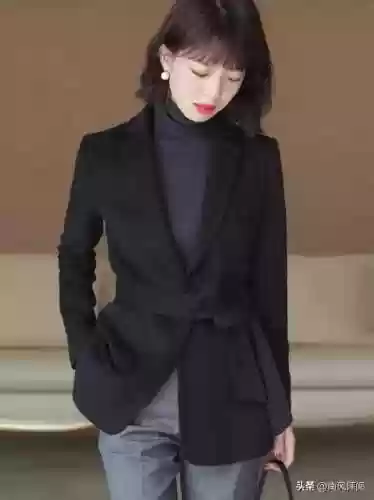 黑西服阵容(黑西装怎么搭配全身)插图2
