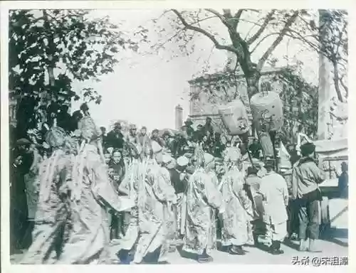 农村圆坟阵容(圆坟需要怎么弄)