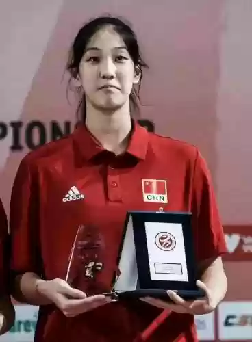 最新女排阵容(上海光明女排队员名单)插图8