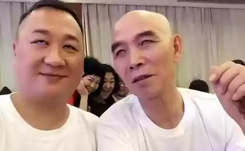 巴蜀笑星阵容(风笑天阵容最佳搭配)插图1