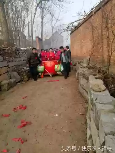 结婚最强阵容(最强大脑第九次结婚 打一个城市名)插图2