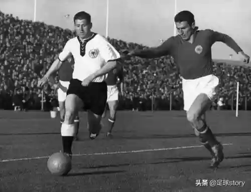东德历史阵容(那不勒斯历史最佳阵容)插图11