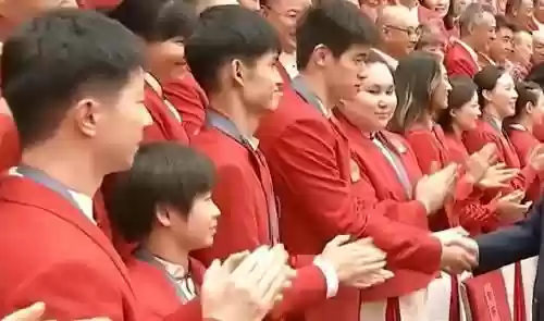 6领袖阵容(6黎明使者阵容站位)插图1