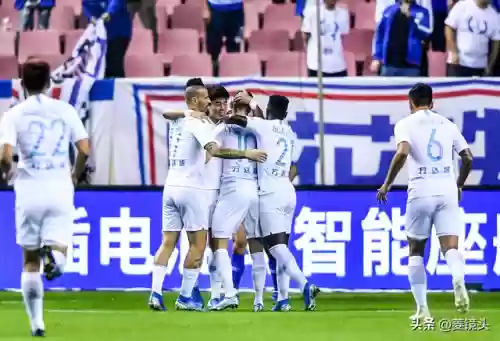 贝大师阵容(足球大师352最强阵容)插图4